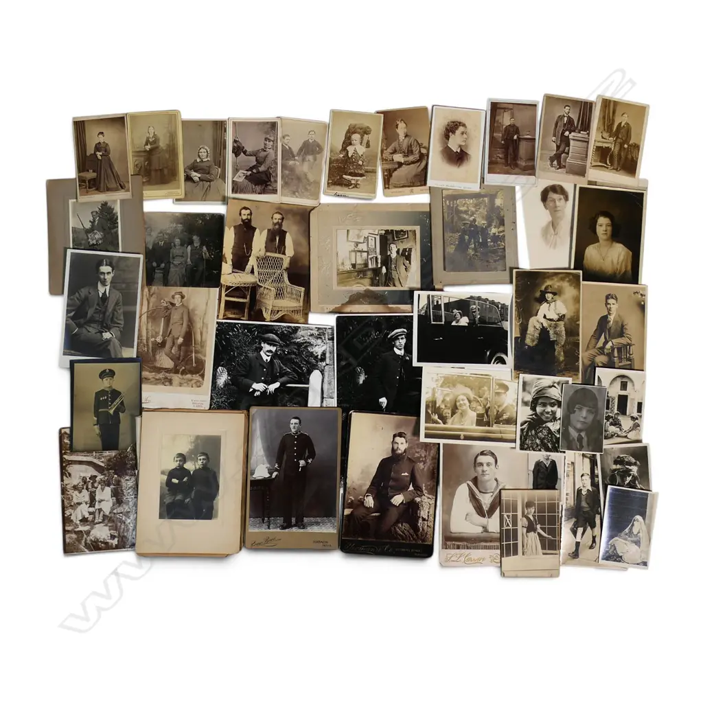 COLLECTION OF EARLY 20TH STUDIO PORTRAITS, CARTE de VISITE + 2 INFORMAL IMAGES OF  GEORGE V & QUEEN ELIZABETH IN CANADA Image 1++